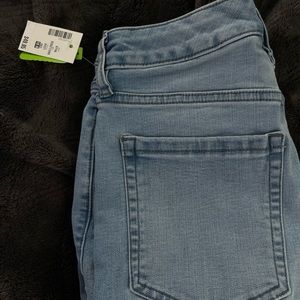 Aeropostale jeans brand new! medium wash.